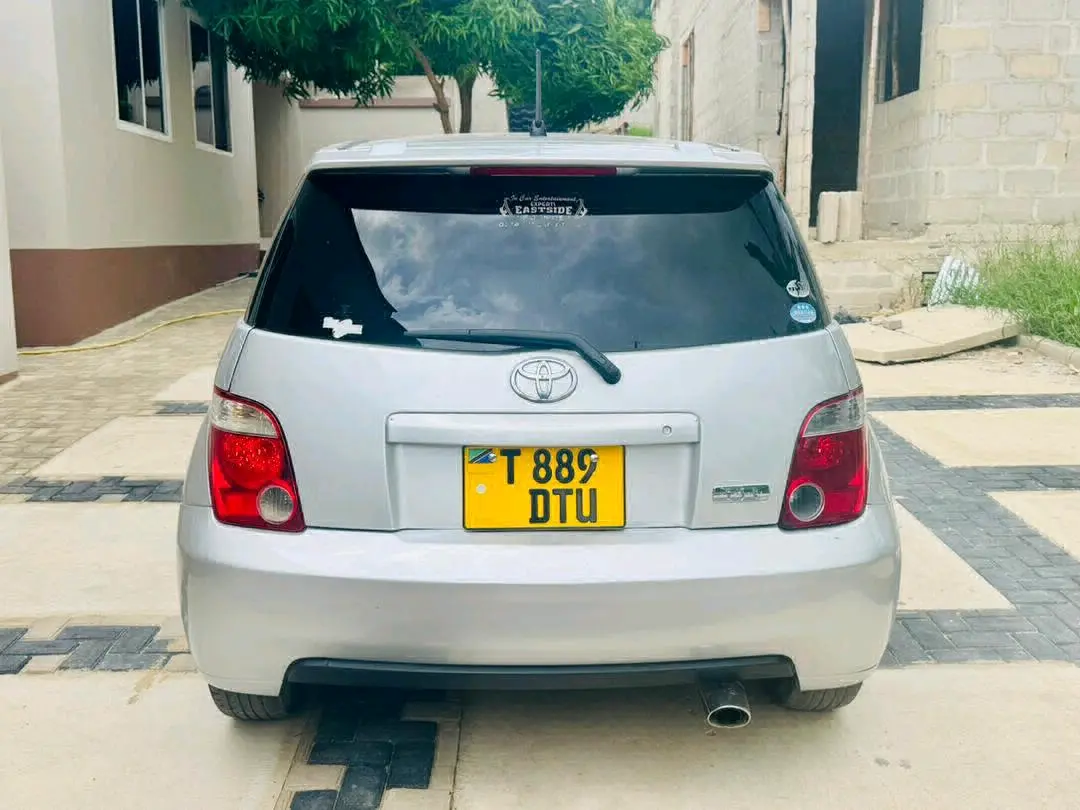 Toyota Ist DTU 2005 Automatic 1490cc thumbnail 3