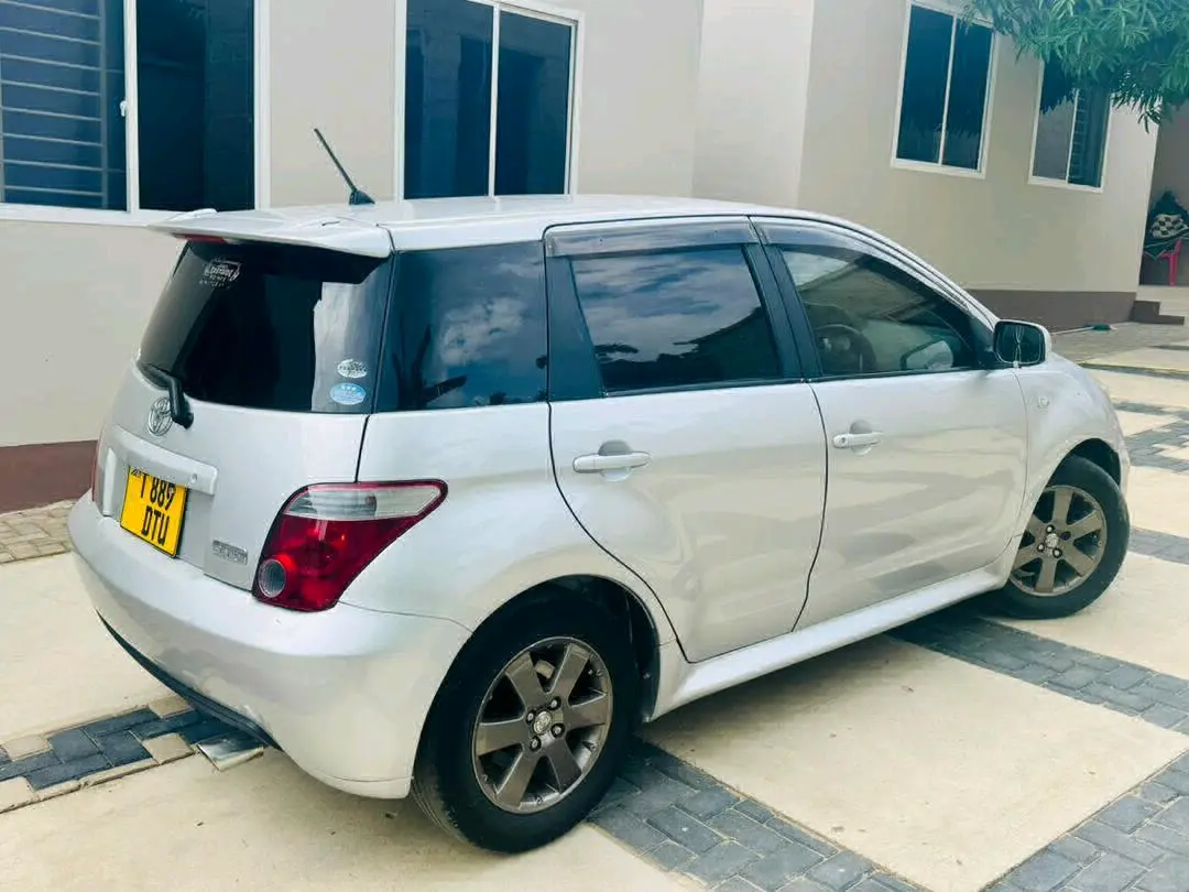 Toyota Ist DTU 2005 Automatic 1490cc thumbnail 5