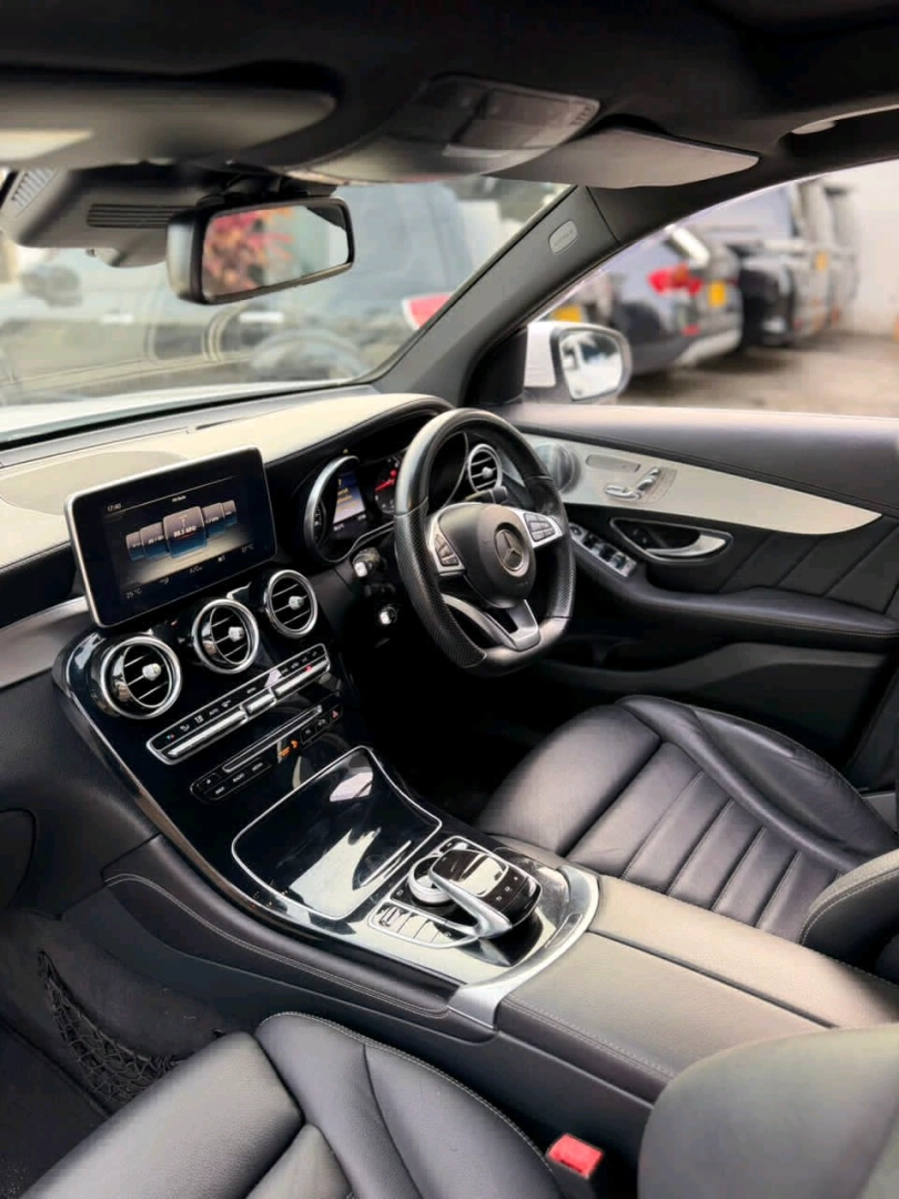 Mercedes Benz GLC 250 SUV 2016 (1990cc) thumbnail 6