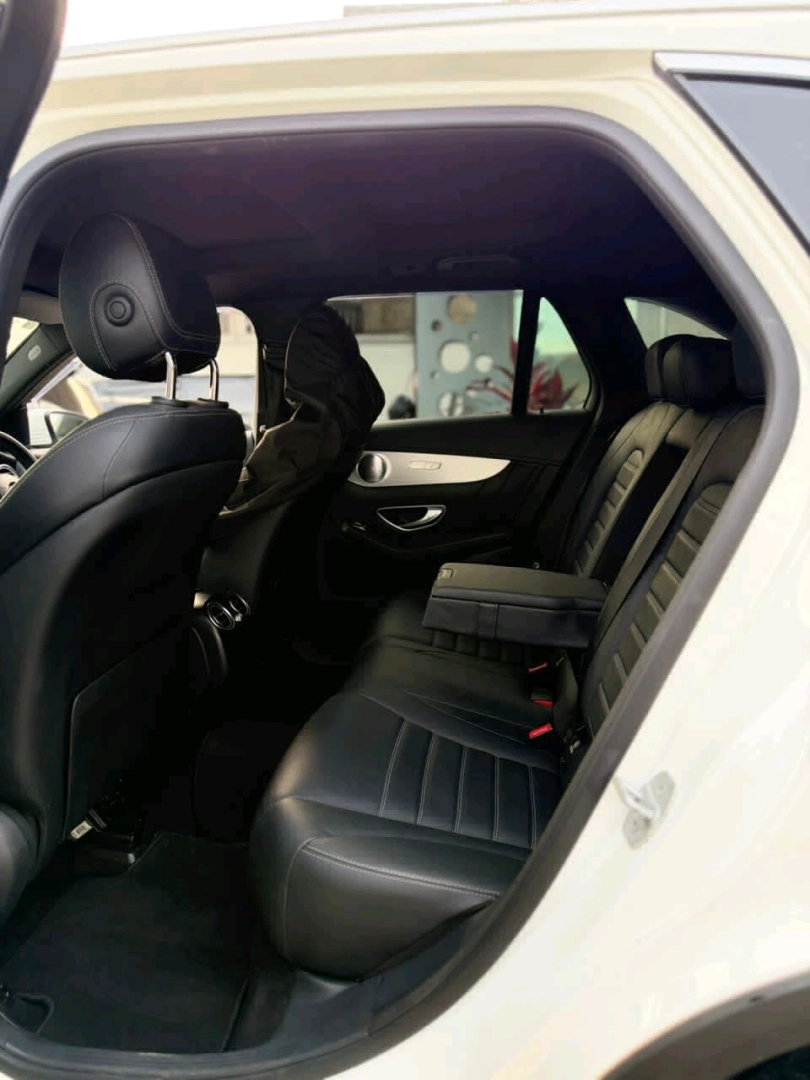 Mercedes Benz GLC 250 SUV 2016 (1990cc) thumbnail 9