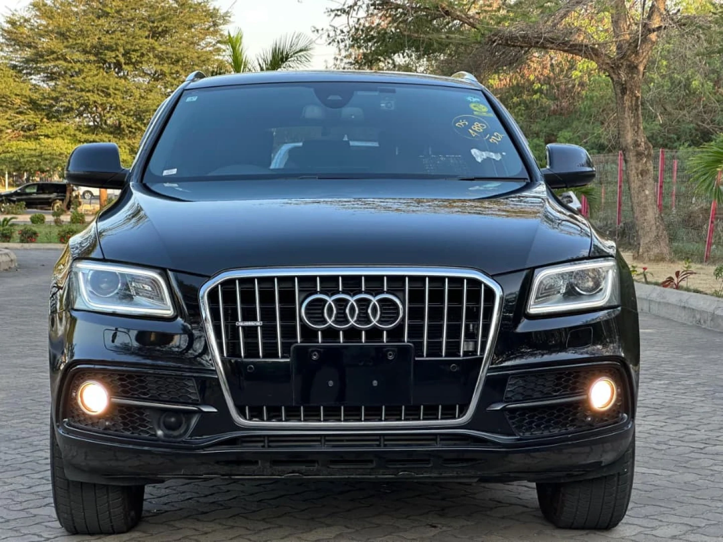 Black Audi Q5 Sports Line 2015 SUV