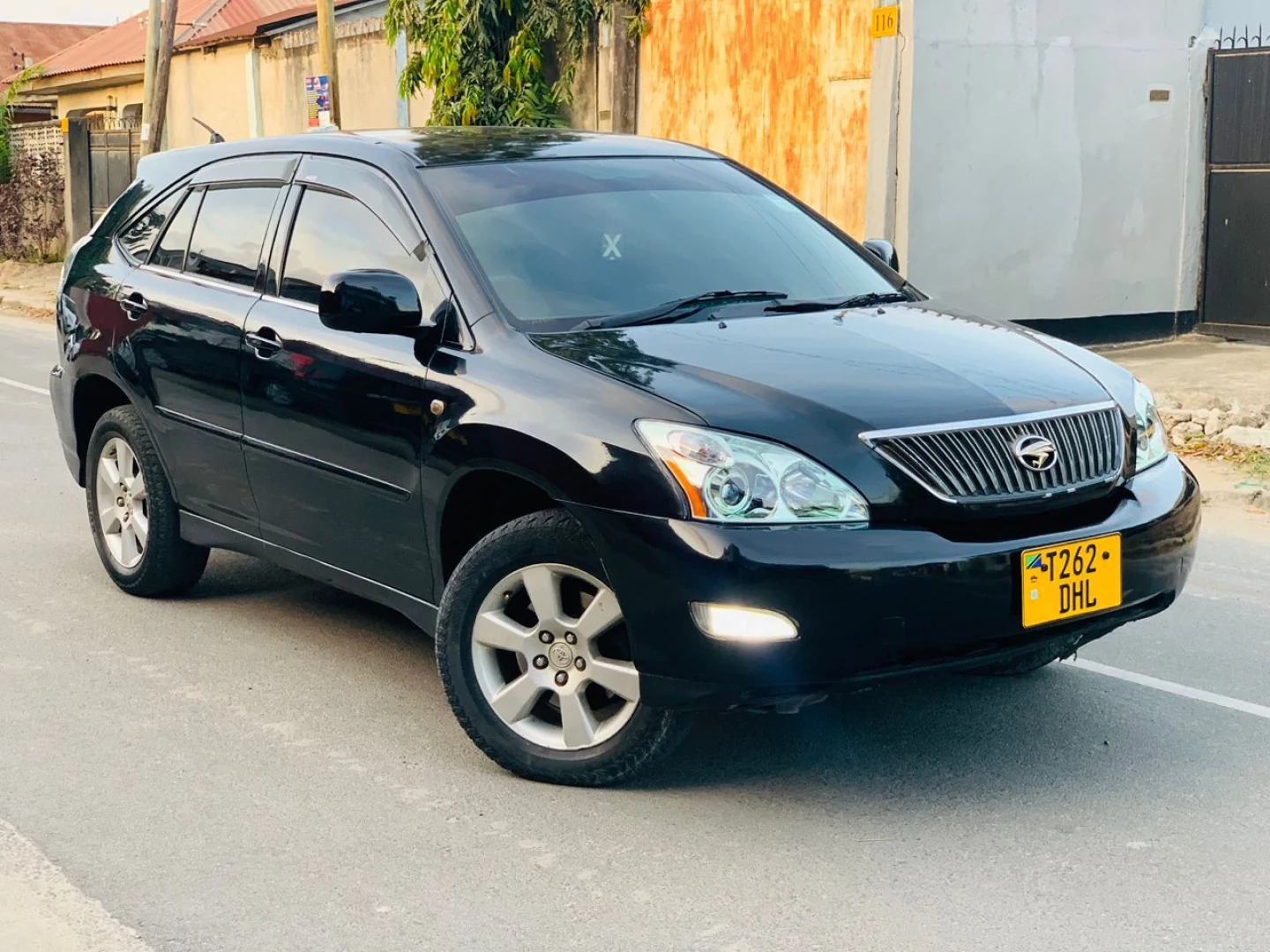 Toyota Harrier 2006 Automatic For Sale thumbnail 7