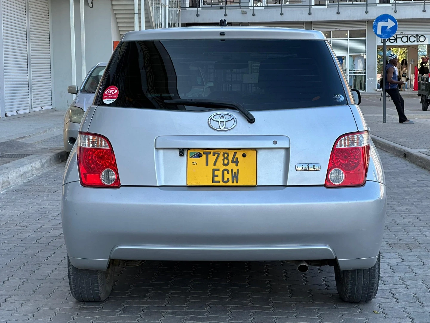 Toyota Ist 2007 Silver thumbnail 5