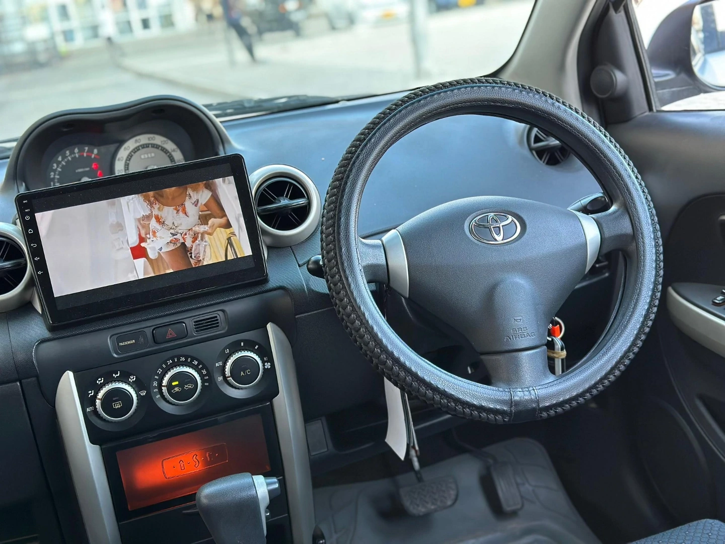 Toyota Ist 2007 Silver thumbnail 6