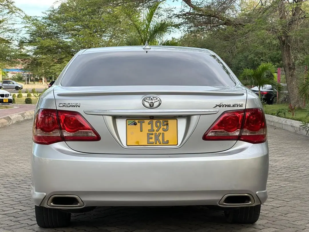 Toyota Crown Athlete 2009 thumbnail 6