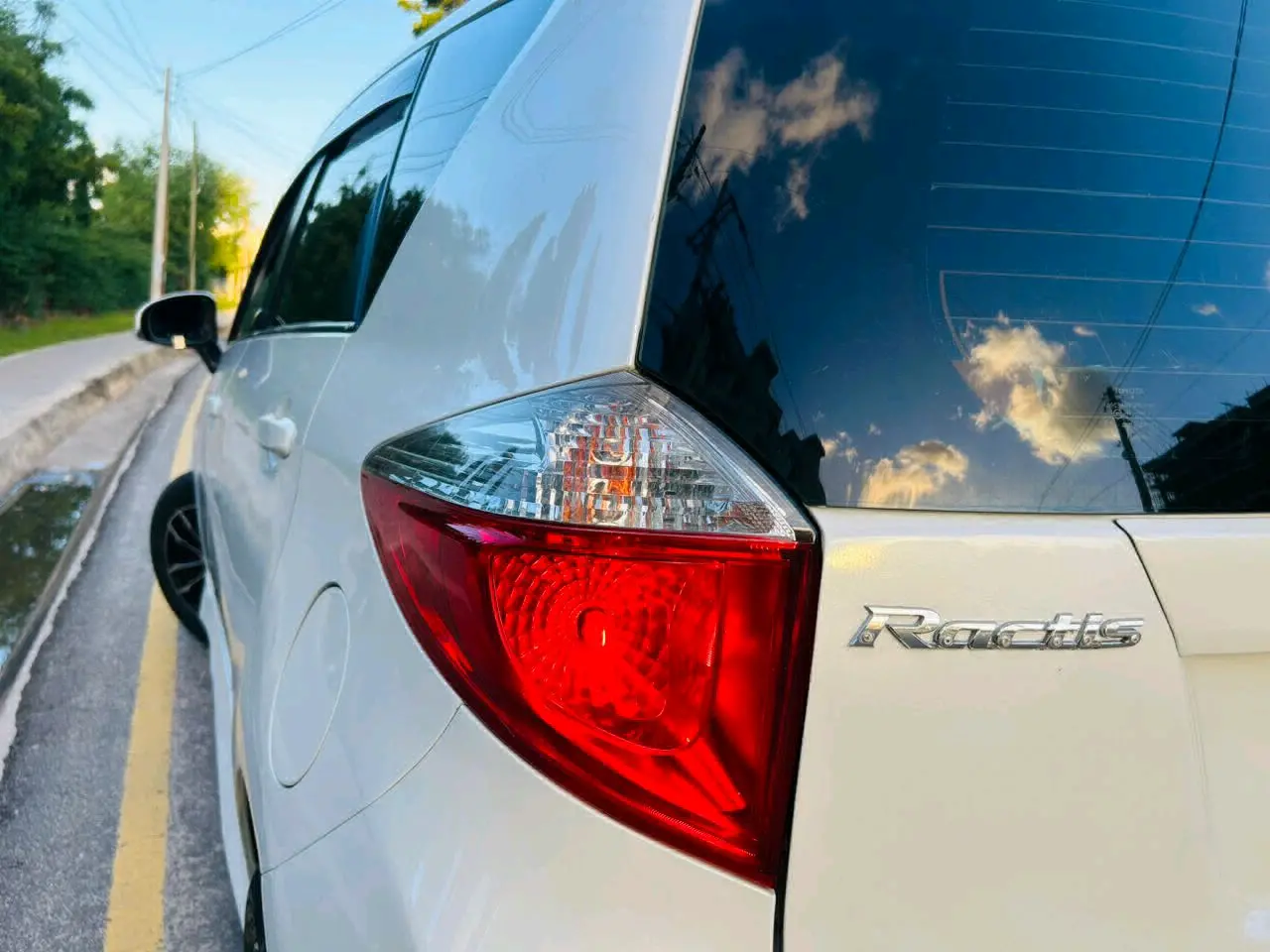 Toyota Ractis 2012 (EFB) thumbnail 7