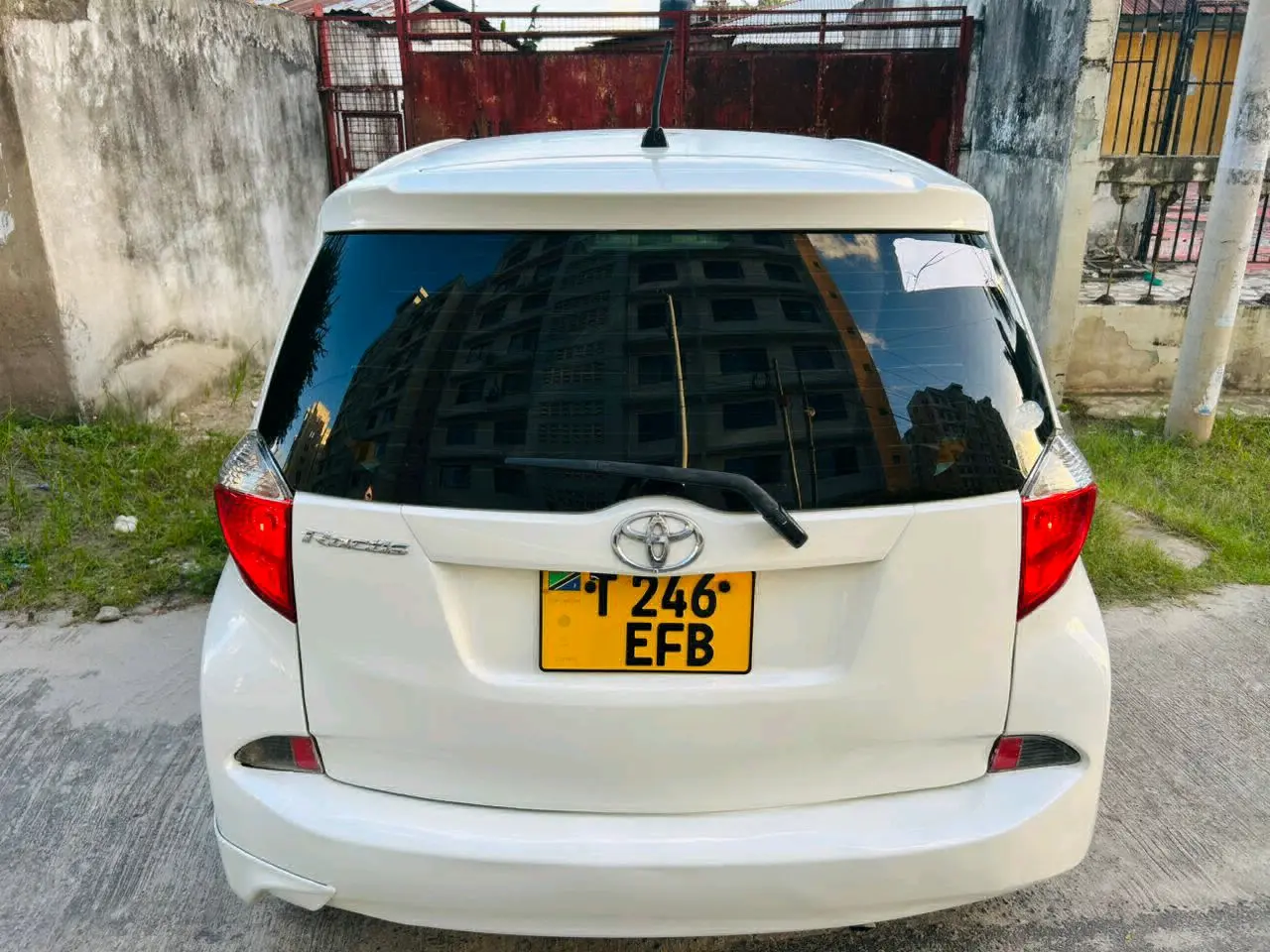 Toyota Ractis 2012 (EFB) thumbnail 9