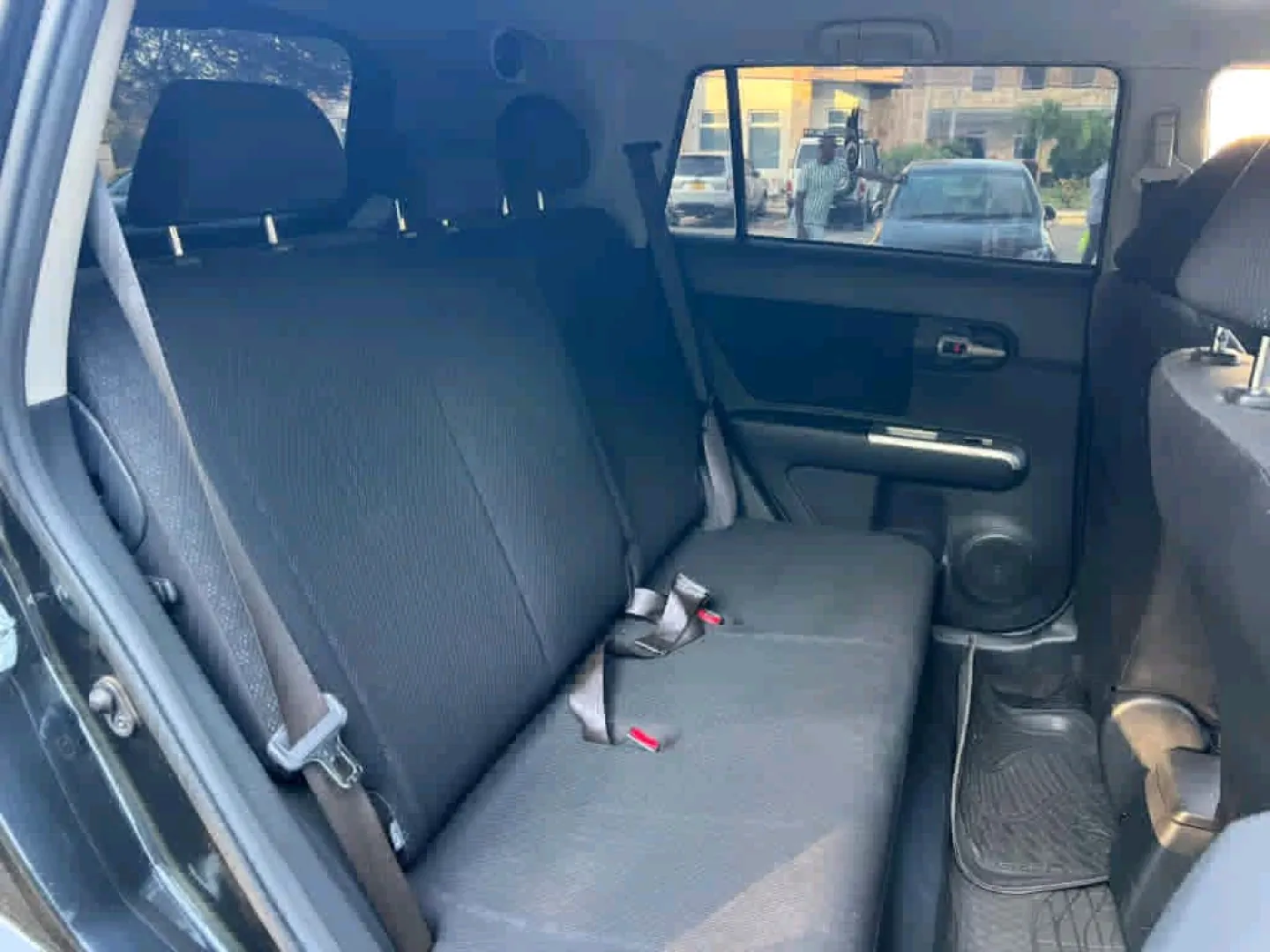 Toyota Rumion 2010, 1490cc, Low Mileage thumbnail 7