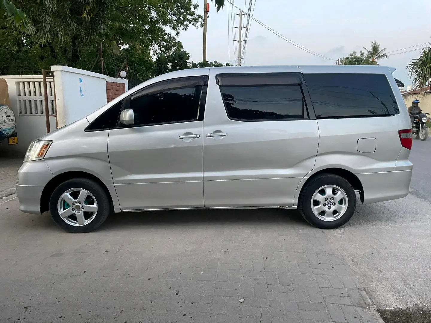 Toyota Alphard 2004, Engine 2AZ, Full AC thumbnail 3