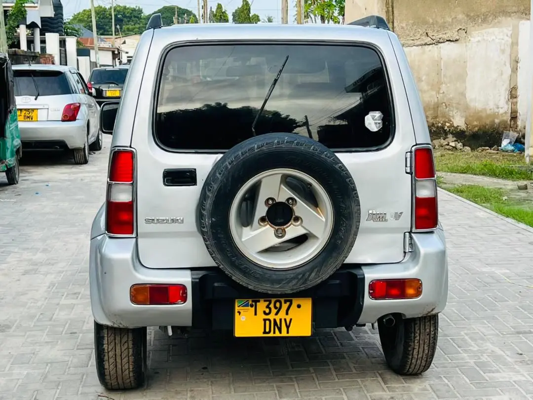 Suzuki Jimny 1998 Silver 4WD thumbnail 2