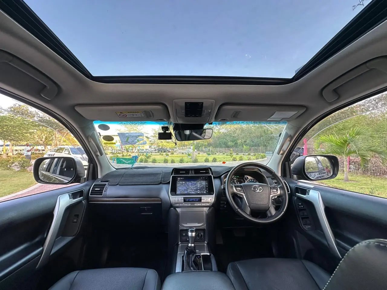 2023 Toyota Land Cruiser Prado GDJ150 thumbnail 3