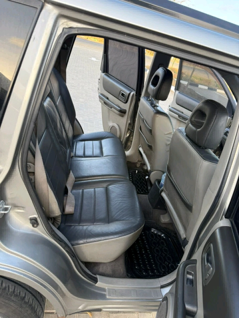 Nissan X-Trail SUV 1990 CC - Good Condition thumbnail 8