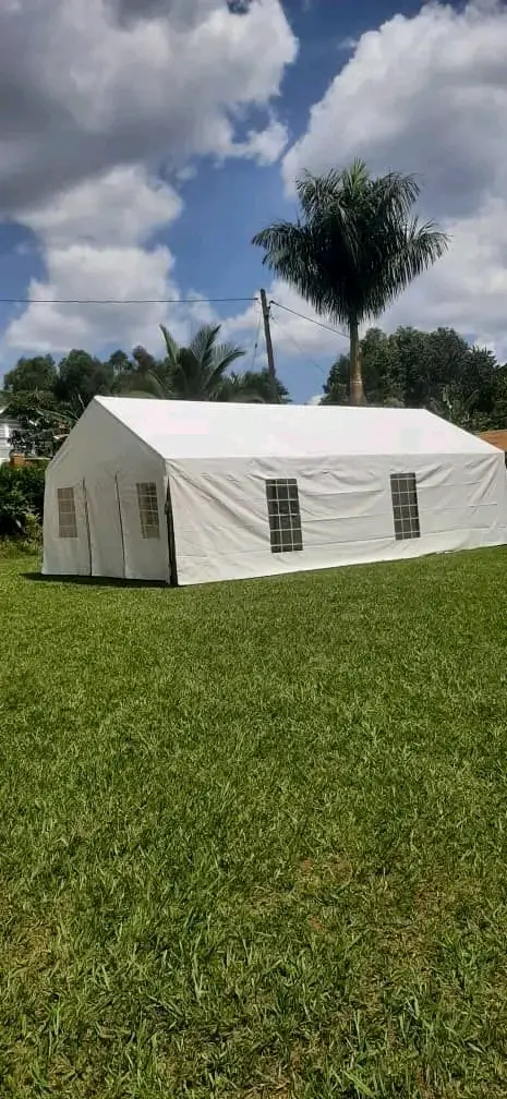 Tents Imara na Maturubai