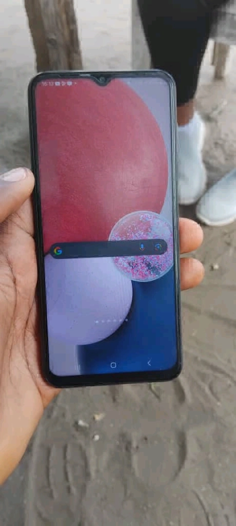 Samsung Galaxy A13 Used (Mwezi 1 Tu) thumbnail 2