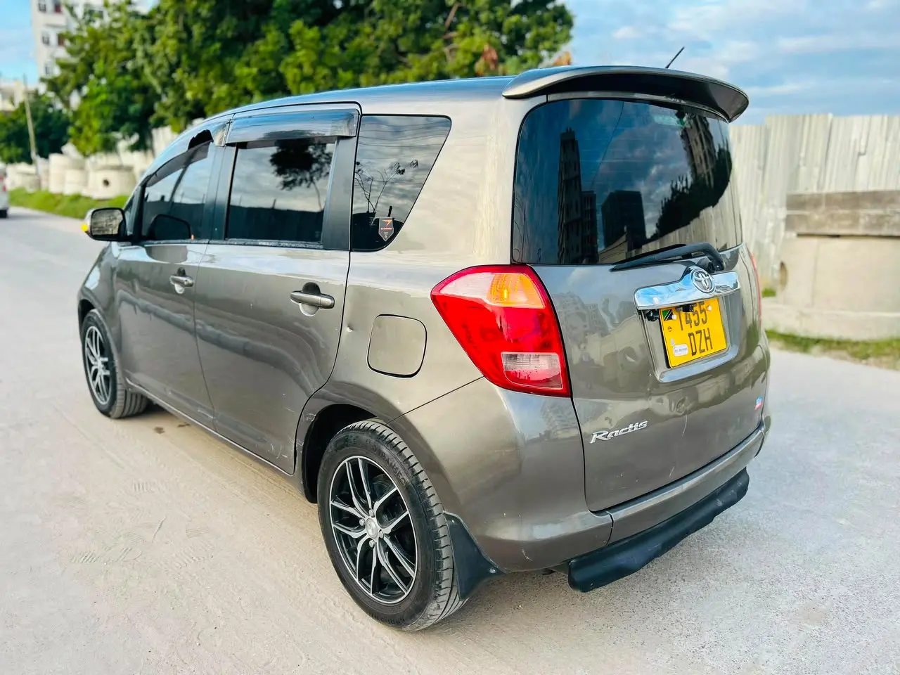 Toyota Ractis 2009 (DZH) thumbnail 5