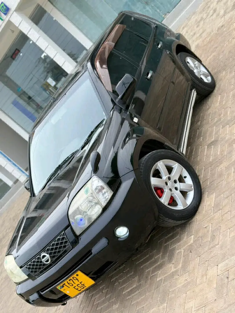 Nissan X-Trail SUV for Sale thumbnail 5