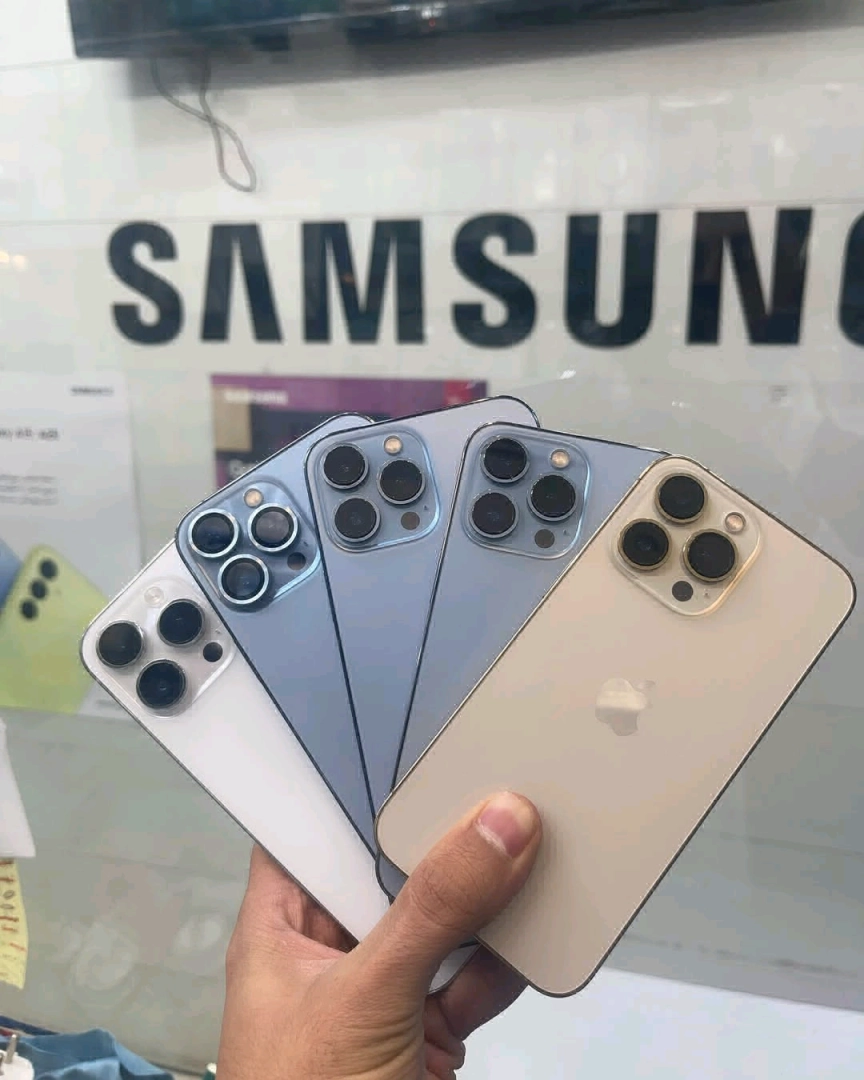 Apple iPhone 11 Pro Max 64GB (90-100% Battery) thumbnail 3