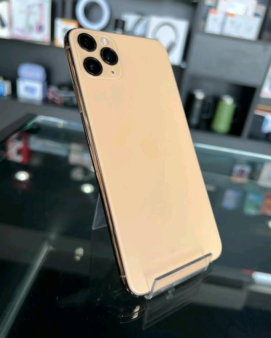 Apple iPhone 11 Pro Max 64GB (90-100% Battery) thumbnail 4