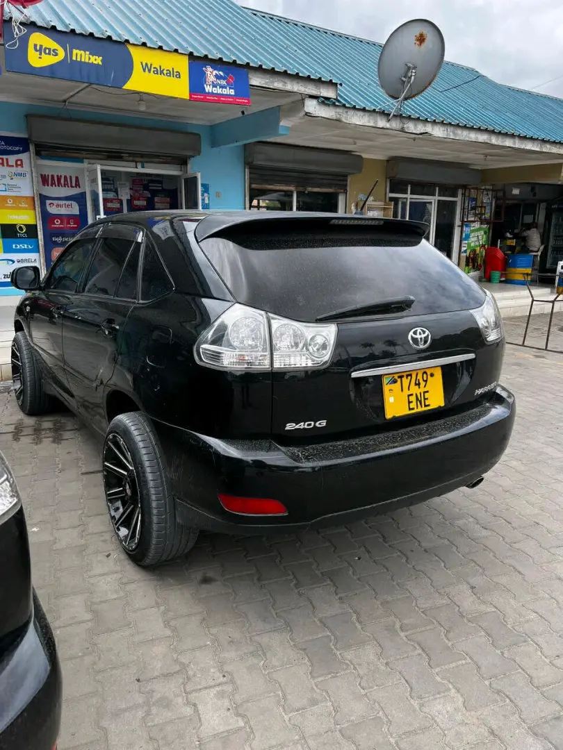 Toyota Harrier 2006 Black, Reg ENE thumbnail 4