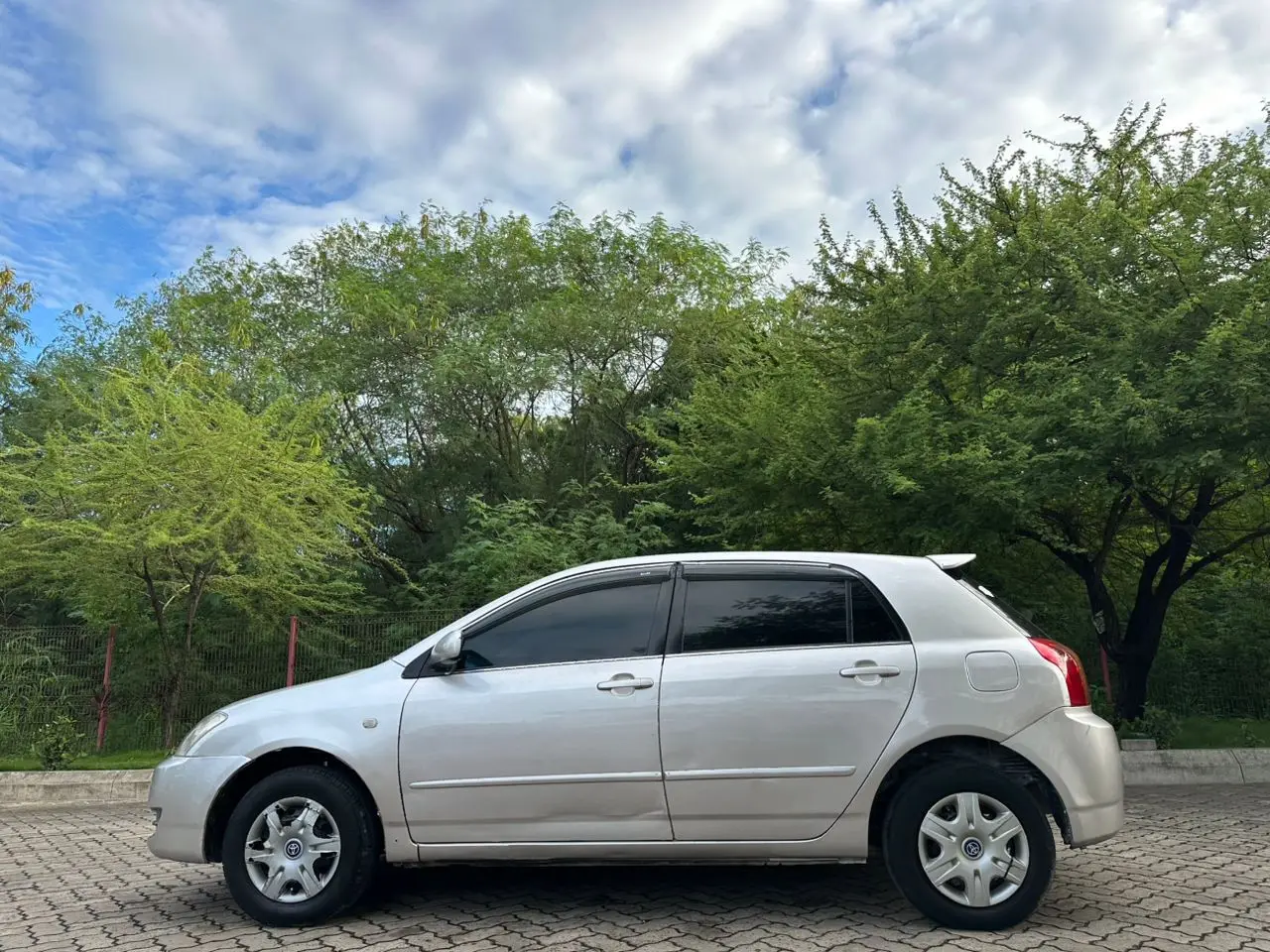Toyota Runx 2005 thumbnail 8