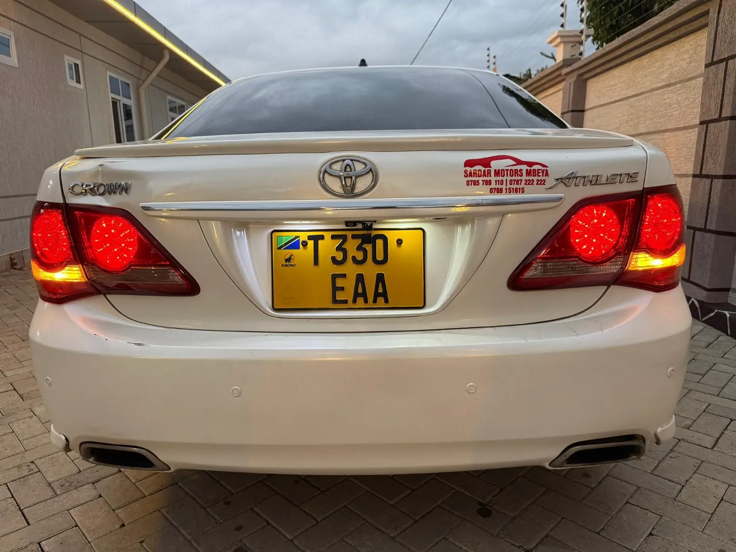 Toyota Crown 2010, White, 2490cc thumbnail 5