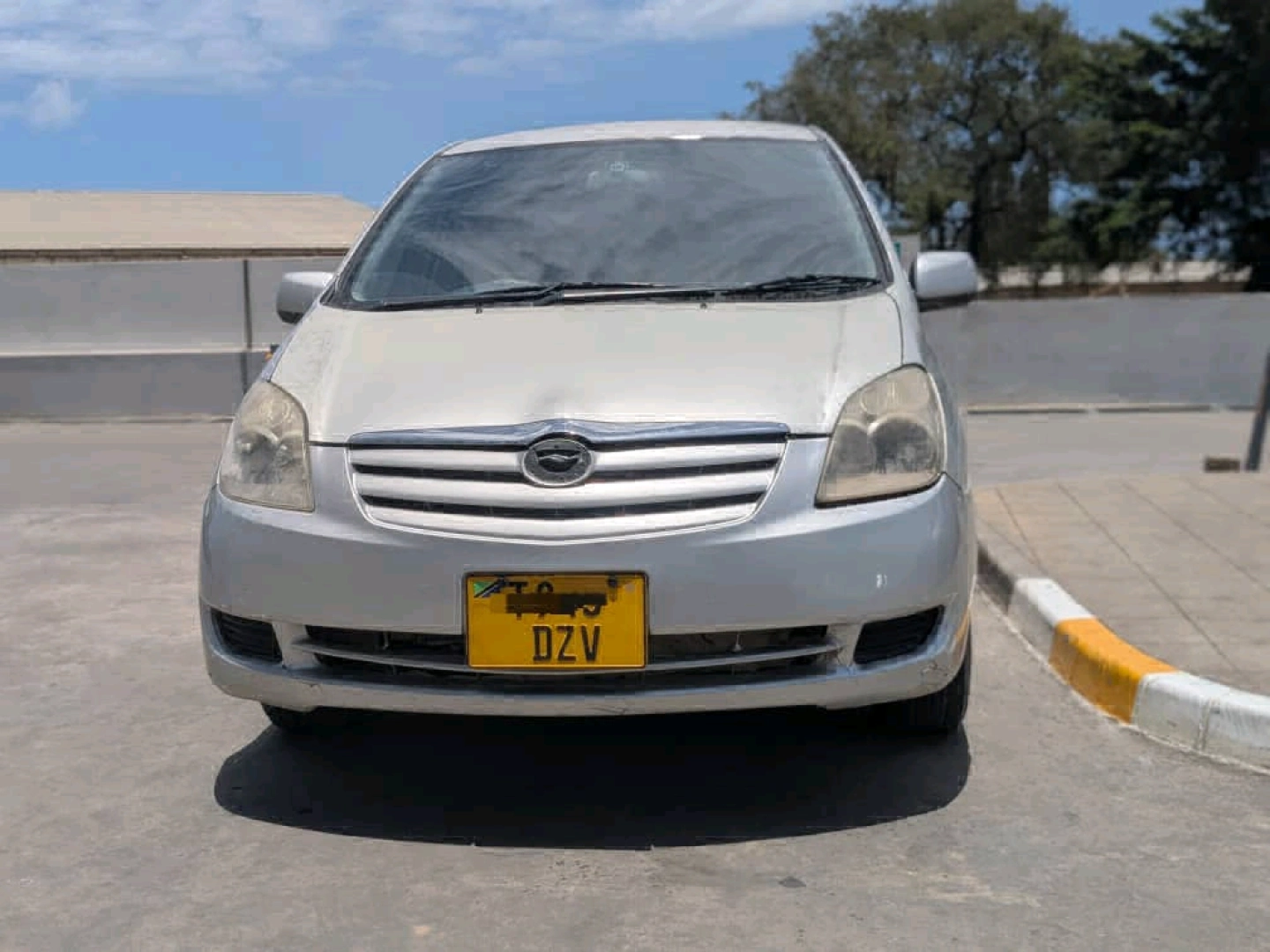 Toyota Corolla Spacio 2005 Inauzwa
