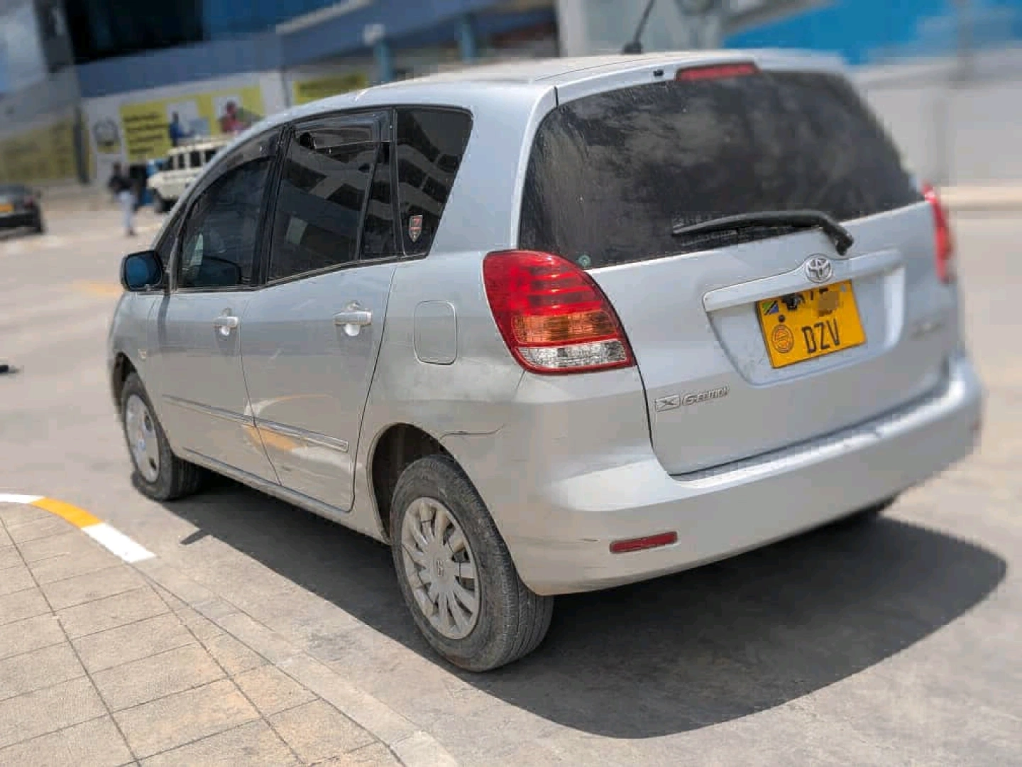Toyota Corolla Spacio 2005 Inauzwa thumbnail 5