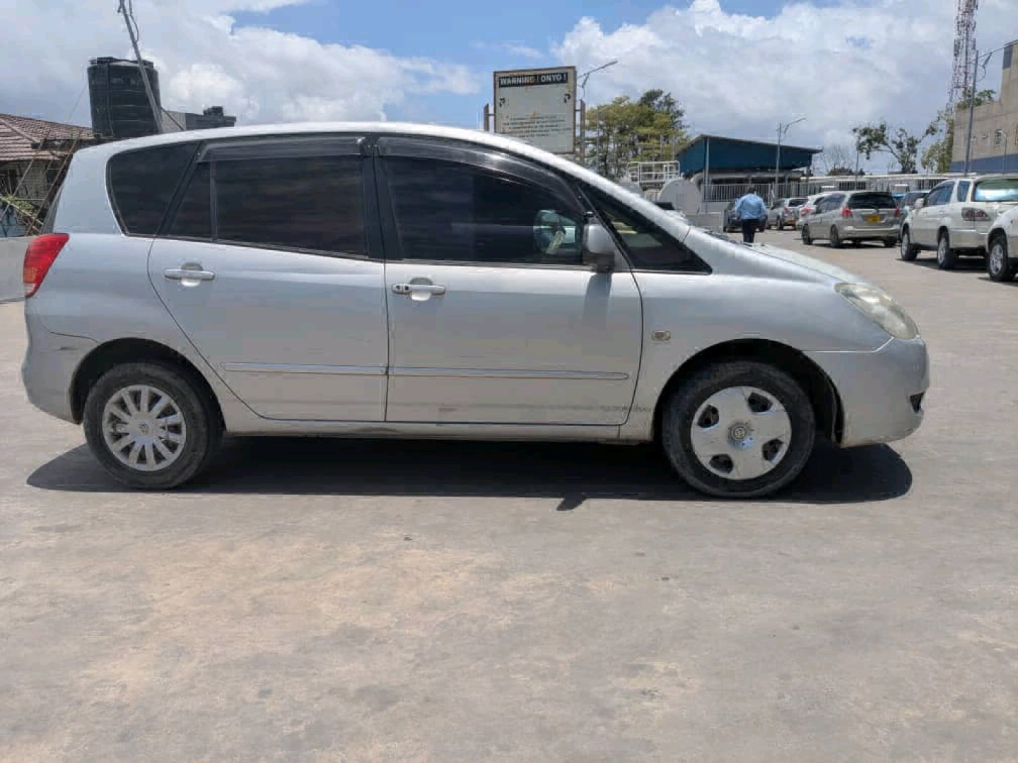 Toyota Corolla Spacio 2005 Inauzwa thumbnail 6