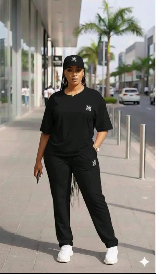 Tracksuits Mbili-Piece kwa Wanawake thumbnail 3
