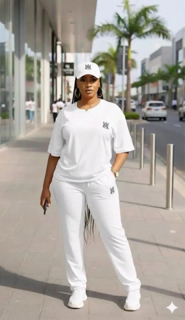 Tracksuits Mbili-Piece kwa Wanawake thumbnail 4