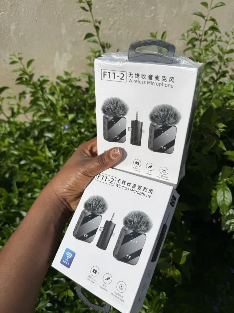 F11 Wireless Lavalier Microphones for iPhone/Android/Camera thumbnail 3