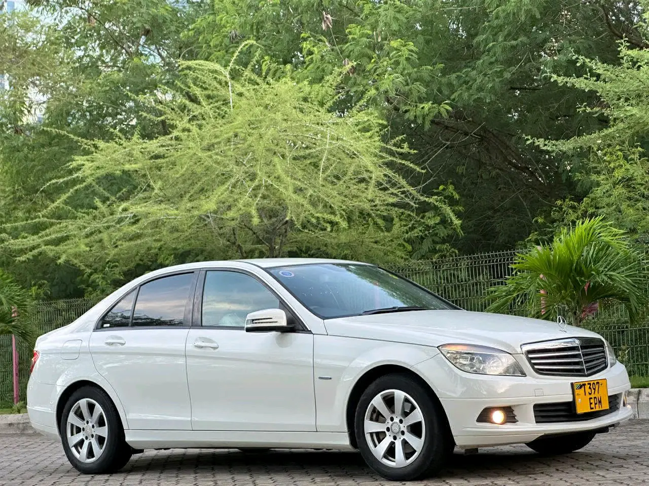 Mercedes Benz C200 CGI 2009 thumbnail 2