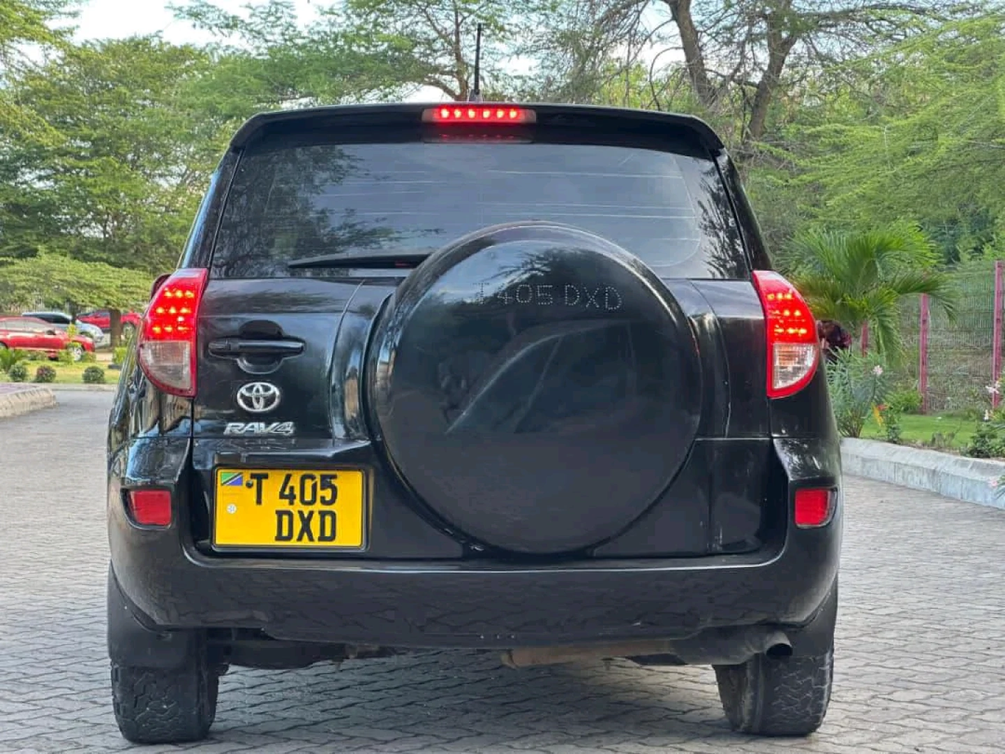 Toyota RAV4 2007 Automatic SUV for Sale thumbnail 7