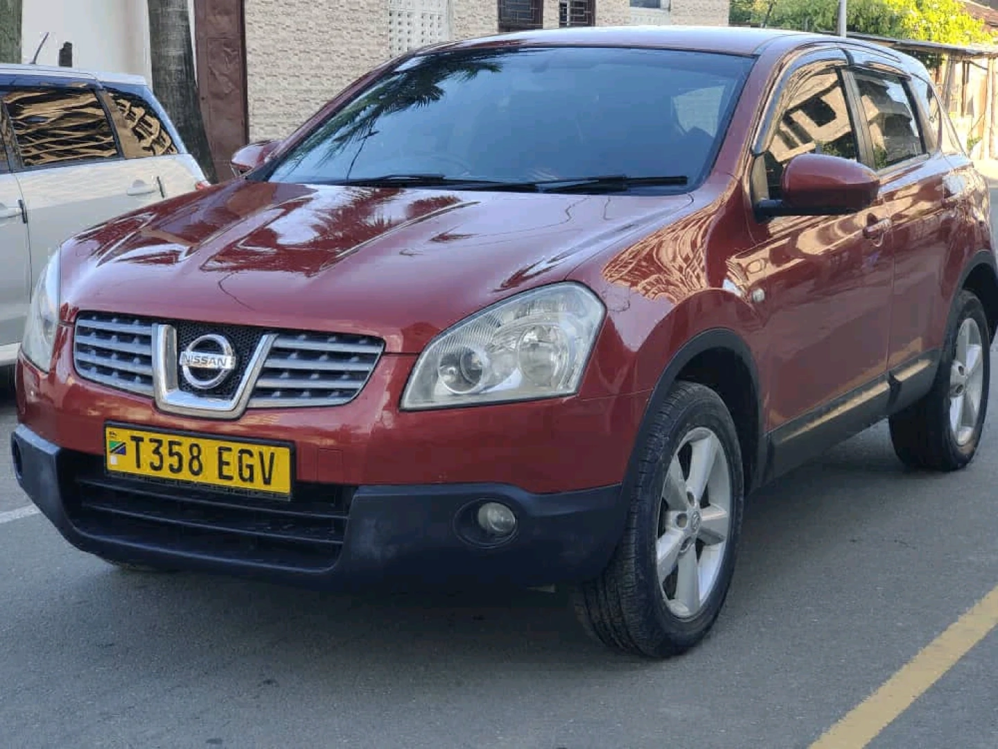 Red Nissan Qashqai Dualis 2008 (1990cc) thumbnail 2