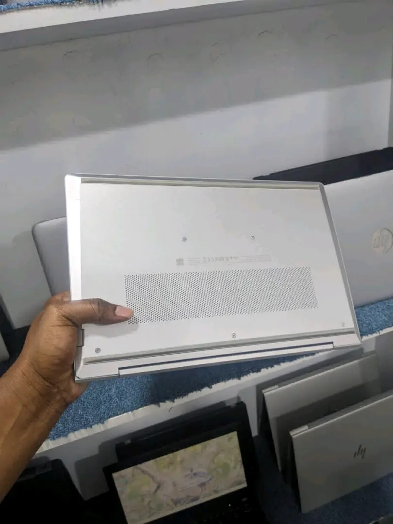HP EliteBook Folio G1 Laptop - Ramadan Special thumbnail 4