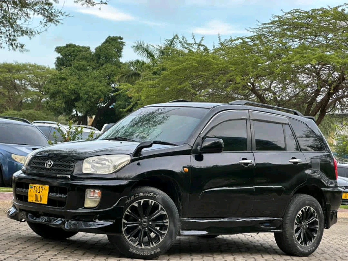Toyota RAV4 SUV Reg DLV thumbnail 6