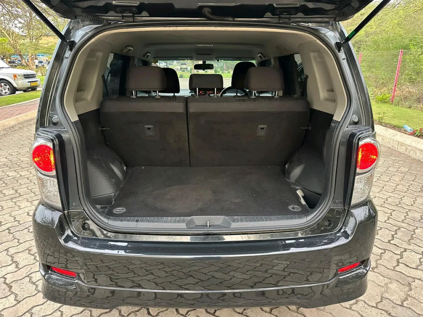 Toyota Rumion 2010 for Sale - TZS 16.9M thumbnail 7