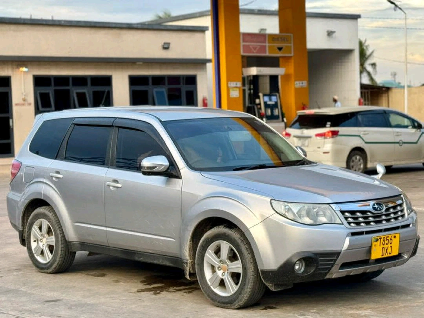 Subaru Forester 2008 for Sale (18.7 Mil) thumbnail 4