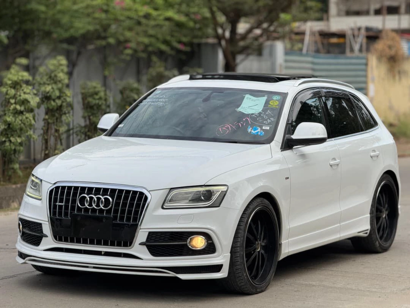 Audi Q5 Sports Line SUV 2014 (Pearl White)