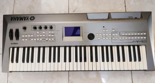 Yamaha MM6 Keyboard Workstation
