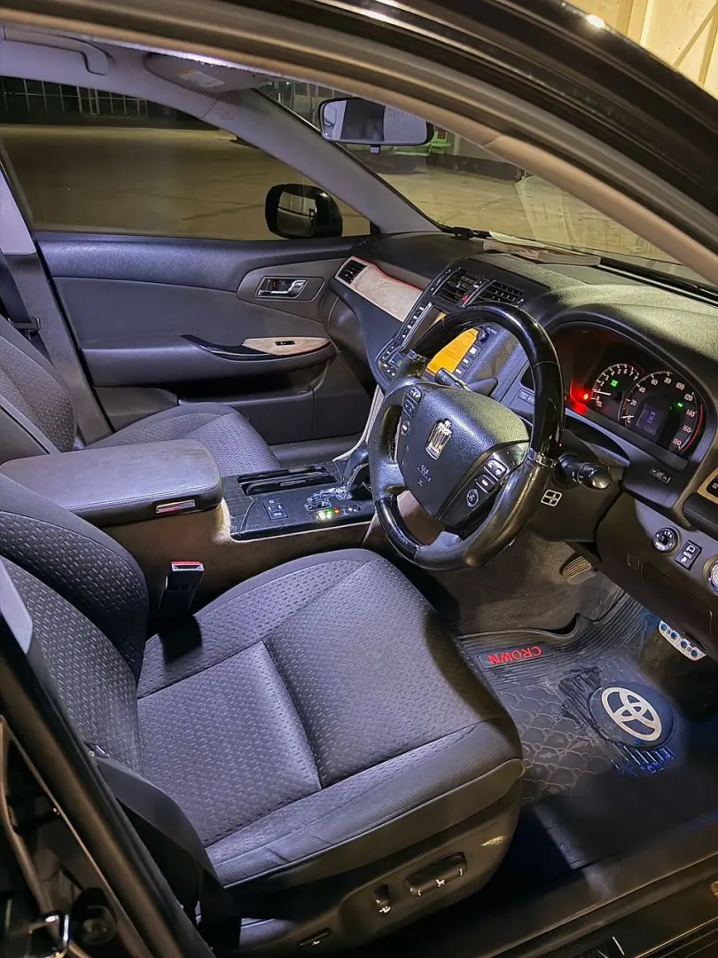Toyota Crown Athlete 2009 thumbnail 5