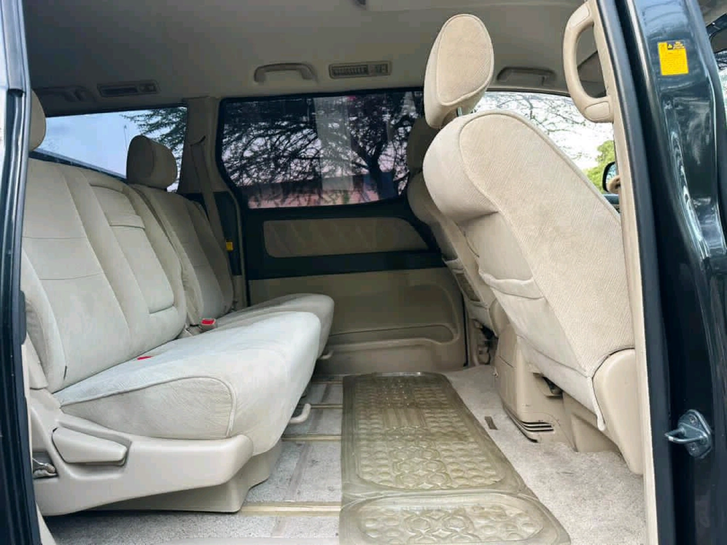 Black Toyota Alphard 2007, 2360cc Automatic thumbnail 4