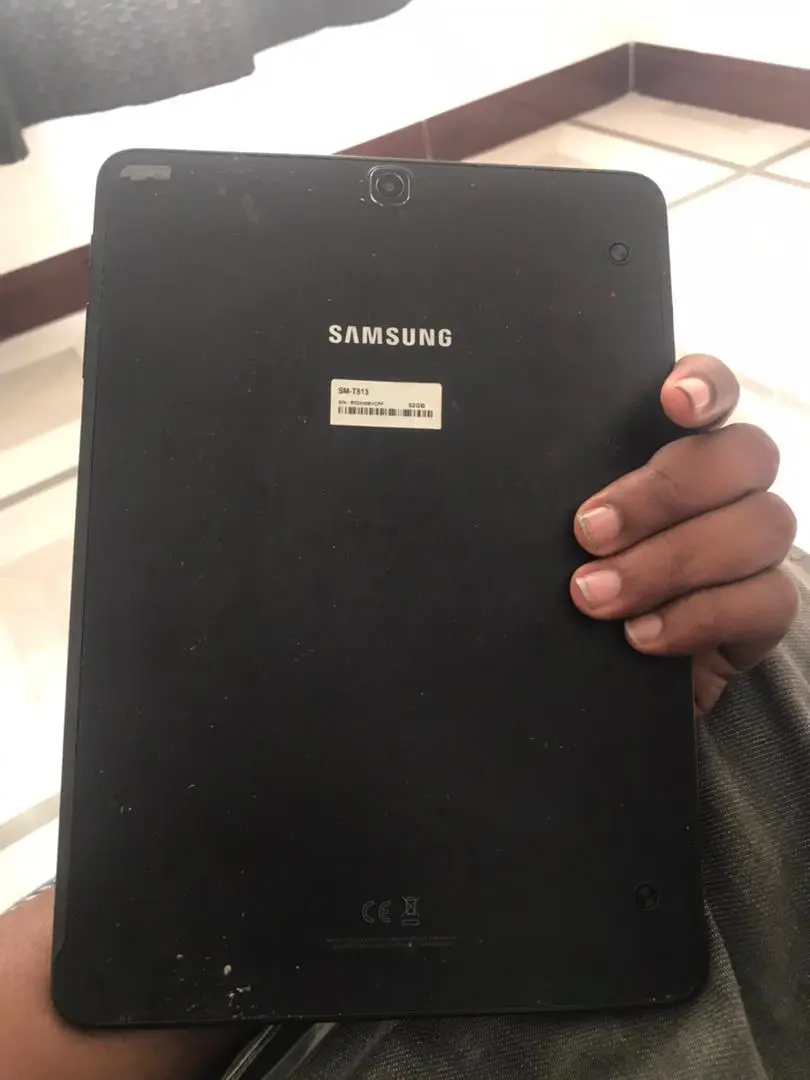 Samsung Galaxy Tab S2 9.7 LTE 32GB/3GB RAM thumbnail 2
