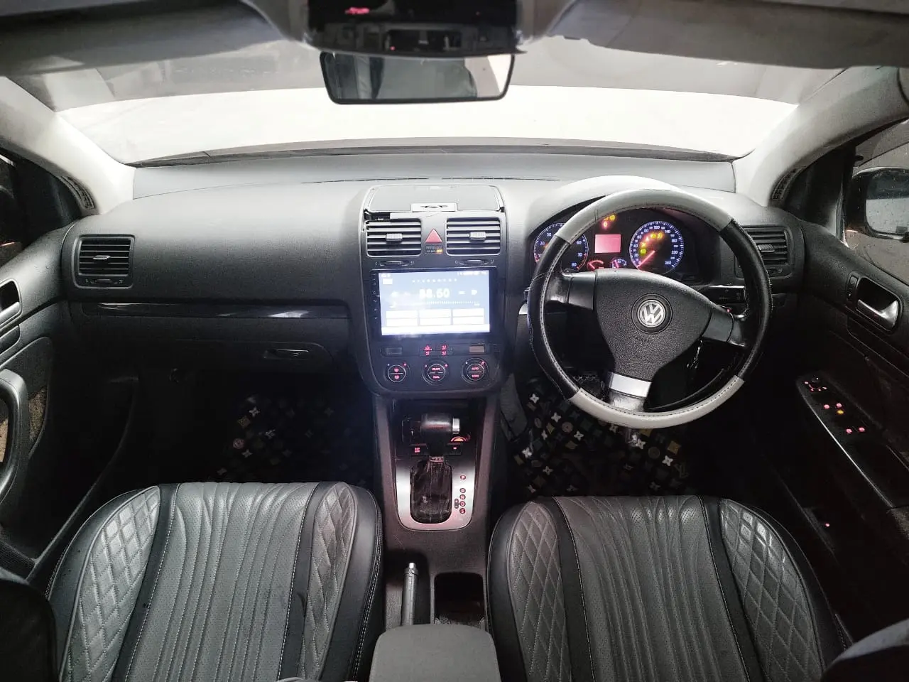 Volkswagen Golf GT (DJB) thumbnail 9