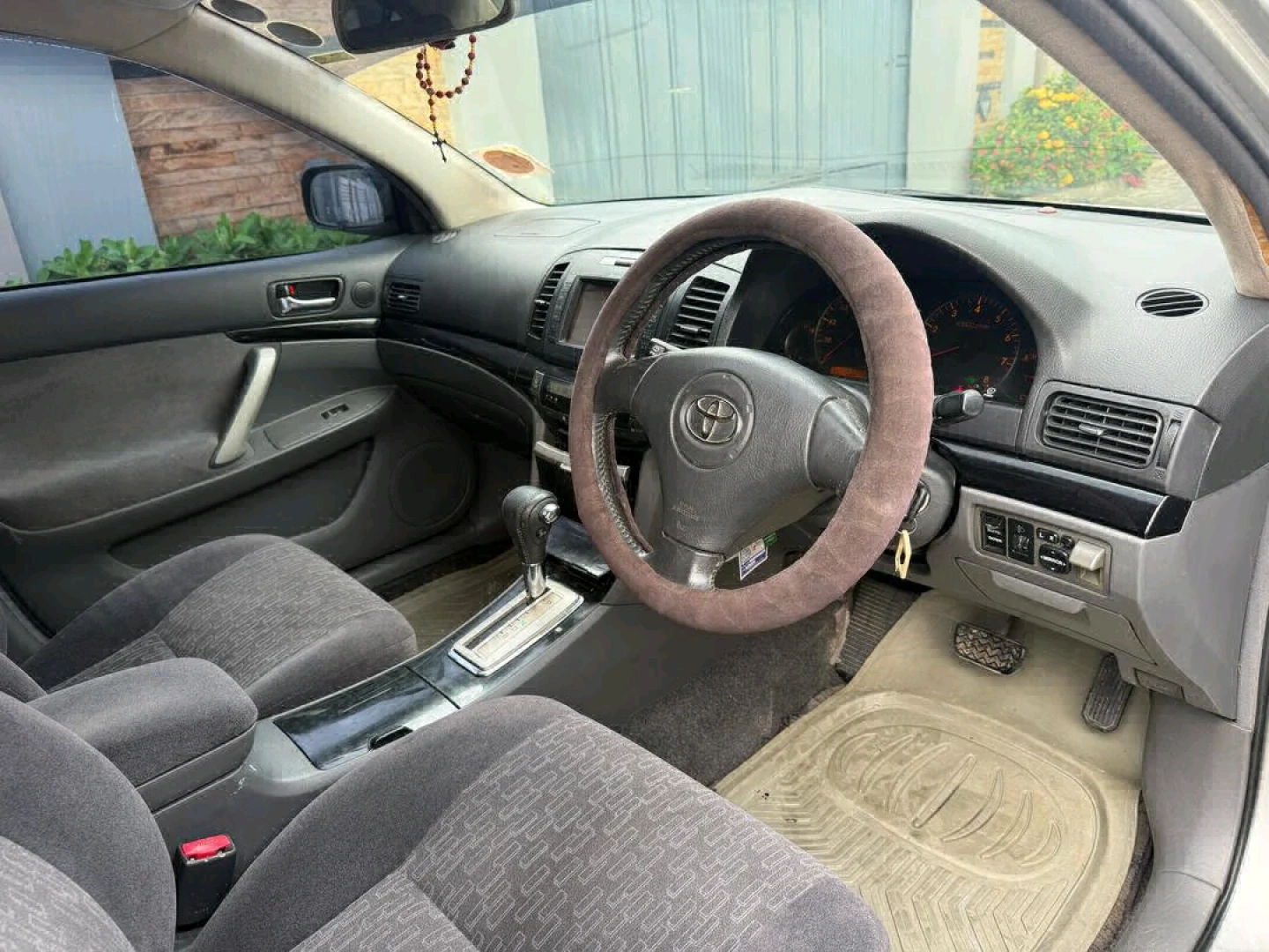 Toyota Allion Sedan 1990cc Full AC thumbnail 9