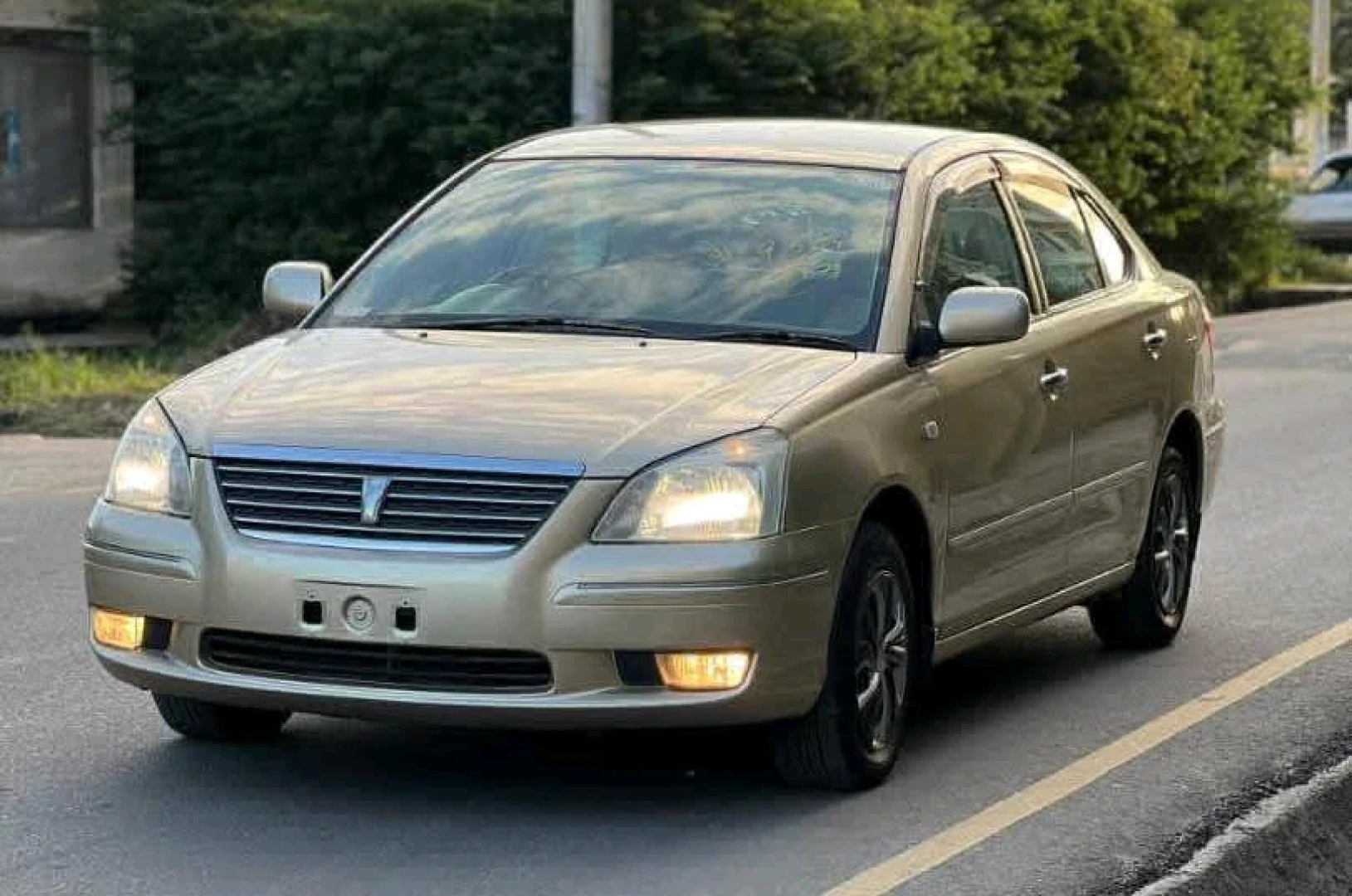 Toyota Premio 2002 Automatic Gold thumbnail 4