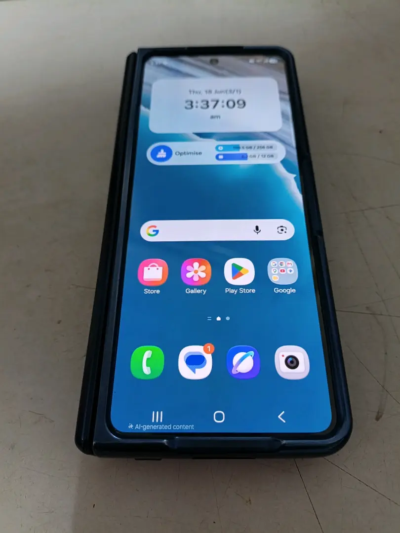 Samsung Galaxy Z Fold 5