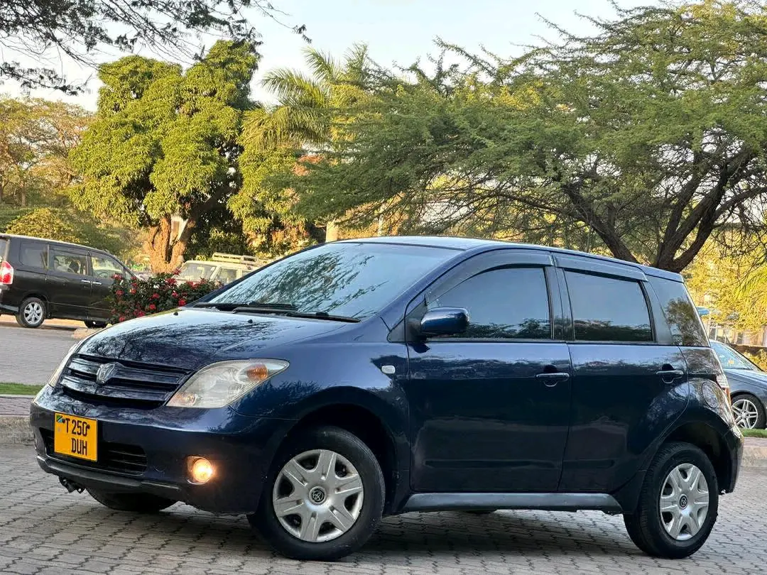 Toyota Ist 2004 Blue thumbnail 5