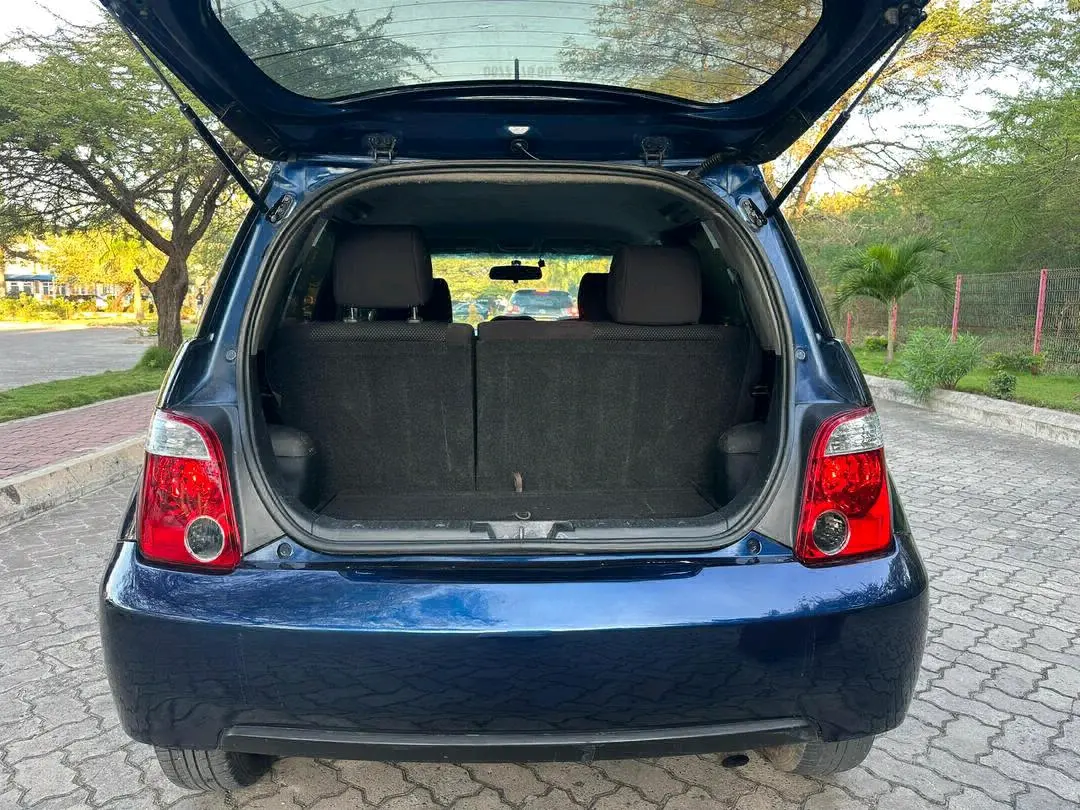 Toyota Ist 2004 Blue thumbnail 8