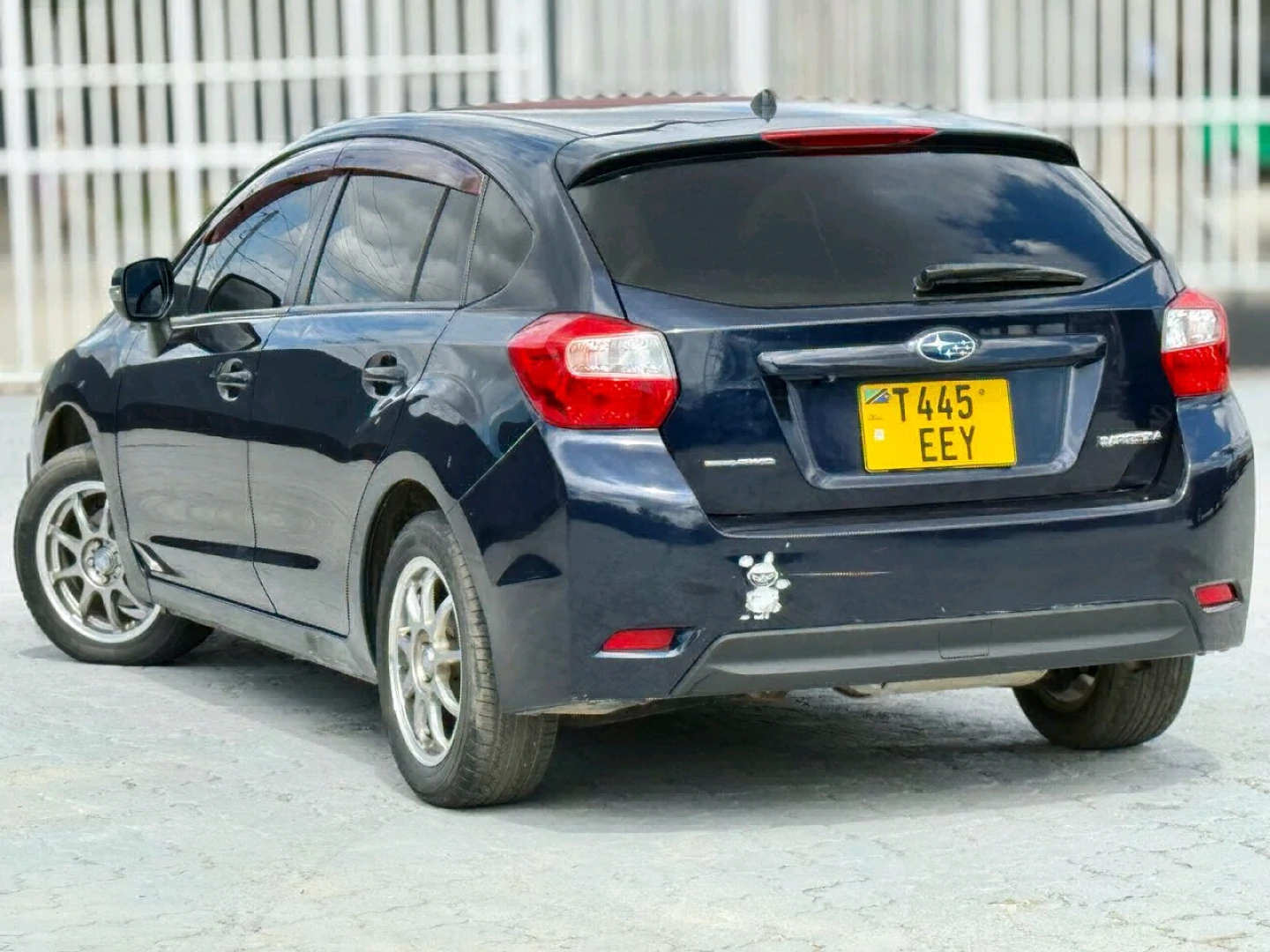 Subaru Impreza Sedan Dark Blue EEY thumbnail 3